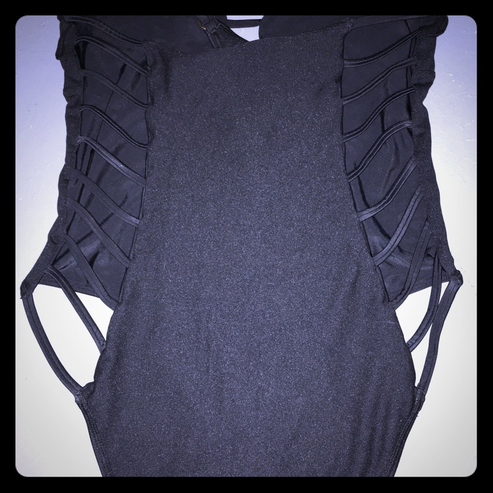 One piece sex y swimming suit